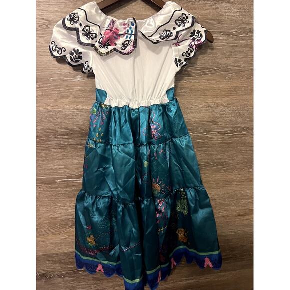 Encanto Mirabel costume kids dress size 4-6 Halloween Disney - Picture 4 of 6